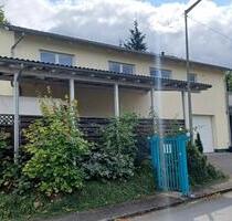 Gewerbeobjekt vielseitig nutzbar. 150 qm Wohnung + 200 qm Halle - Herdorf