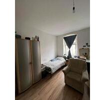 Platz in der Wohngemeinschaft - 350,00 EUR Kaltmiete, in Berlin (PLZ: 13585) Spandau