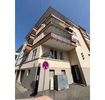 Frisch sanierte 2.5-Zimmer-DG-Wohnung in Top-Lage - Pforzheim Weststadt