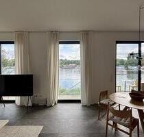 Erste Reihe am Wasser - Premium Neubau mit 2 Stellplätzen und Terrasse - Berlin Friedrichshain-Kreuzberg