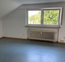 1- Zi Dachwohnung in Ditzingen - Kernstadt