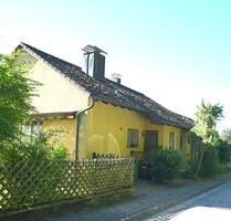 Zweifamilienhaus in Pappenheim - 320.000,00 EUR Kaufpreis, ca.  264,00 m² in Pappenheim (PLZ: 91788)