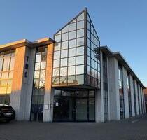 Büro Praxisraum Showroom - 300,00 EUR Kaltmiete, in Münster (PLZ: 48161) Gievenbeck