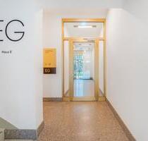 Bright & Stylish – Modernes 2-Zimmer-Apartment mit Loggia im Crown II - Berlin Mitte