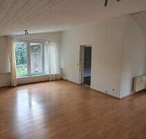 Sehr schöne helle 4-Zimmer-Wohnung von privat zu vermieten. - Minden Kuhlenkamp