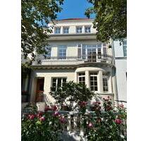 Top Reihenhaus am Bürgerpark - 1.790.000,00 EUR Kaufpreis, ca.  362,00 m² in Bremen (PLZ: 28209) Schwachhausen