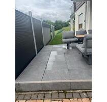 Moderne helle, Einliegerwohnung mit Terrasse, ca. 70 qm - Bad König