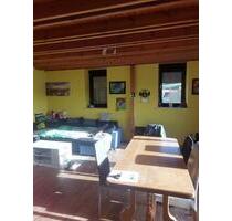 140 qm große, ruhige DG-Wohnung mit Terrasse zu vermieten - €590 - Dellfeld