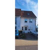 Reihenhaus mi Keller und Garage - Schkopau