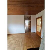 Großzügige 3½-Zimmer-Wohnung in Pfullingen, ab sofort frei - Reutlingen Sondelfingen