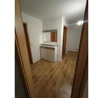 1 Zimmer Souterrain Wohnung - 550,00 EUR Kaltmiete, in Höxter (PLZ: 37671)