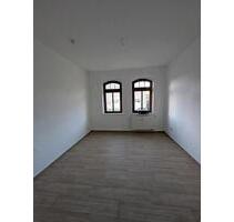 3-Raum Wohnung im Erdgeschoss - 300,00 EUR Kaltmiete, in Taura (PLZ: 09249)