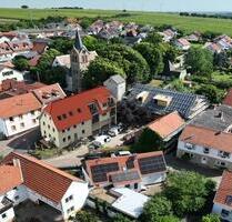 WOHNEN IM EHEMALIGEN WEINGUT - 980,00 EUR Kaltmiete, ca.  60,00 m² in Bechtolsheim (PLZ: 55234)