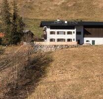 2 Zimmer Dachgeschoss Wohnung - 850,00&nbsp;EUR Kaltmiete, ca.&nbsp; 70,00&nbsp;m&sup2; in Berchtesgaden (PLZ: 83471)