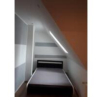 Kleine 2-Raum-Dachgeschoss Wohnung Eilenburg Stadt