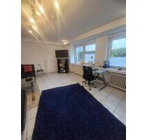 Möblierte 2 Raum Wohnung an Wochenend-Heimfahrer zu vermieten - Korschenbroich