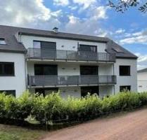 Attraktive 3 ZKB Mietwohnung mit Balkon, Keller & 2 Stellplätzen - Ayl