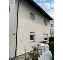 Haus zur Miete - 1.600,00 EUR Kaltmiete, ca.  104,00 m² in Niedernhausen (PLZ: 65527)