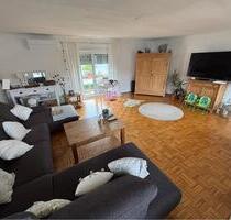 Schöne helle Wohnung inkl. Küche & wunderschöner Dachterrasse - Ebsdorfergrund