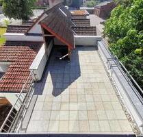 5 Zimmer Wohnung, 134 qm, 35 qm Dachterrasse, zwei Bäder, Klimaanlage !!! - Weißenfels