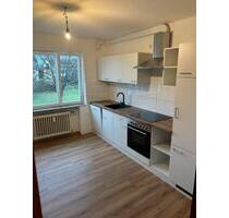 3 Zimmerwohnung in Tiengen - 950,00&nbsp;EUR Kaltmiete, ca.&nbsp; 82,00&nbsp;m&sup2; in Waldshut-Tiengen (PLZ: 79761)