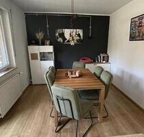 Schicke Wohnung mit Balkon, Gartenabteil und Garage in Waltrop