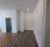 Herrschaftliche 5-Raum EG Wohnung 124m2 zentral in Plauen