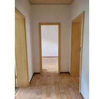 2 Raum Wohnung - 300,00 EUR Kaltmiete, in Aue-Bad Schlema (PLZ: 08280)