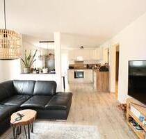 Charmante 3,5-Zimmer-Wohnung mit EBK und Balkon *Provisionsfrei* - Neuenstadt am Kocher