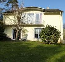 1-2 Familienhaus in Bremen - 690.000,00 EUR Kaufpreis, ca.  180,00 m² in Bremen (PLZ: 28355) Oberneuland