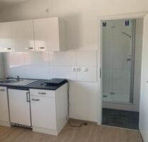 Kleine 1-Zimmer-Wohnung mit Bad - Rüsselsheim am Main