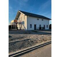 2,5 Zimmer Wohnung mit Terrasse Balkon - Rain