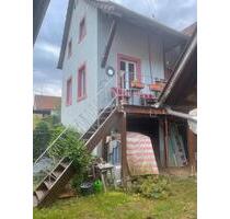 Haus plus Nebengebäude - 330.000,00 EUR Kaufpreis, in Malterdingen (PLZ: 79364)