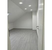 Dachgeschosswohnung zu vermieten - Köln Ehrenfeld