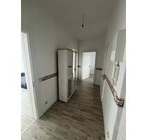 2 Zimmer Wohnung 3 Etage 500€ Nachlass - Chemnitz Altchemnitz