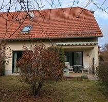 Doppelhaushälfte zu verkaufen - 320.000,00 EUR Kaufpreis, ca.  110,00 m² in Pirna (PLZ: 01796)