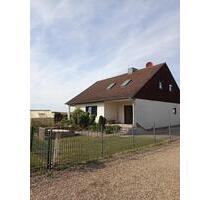 Haus zu vermieten - 1.500,00 EUR Kaltmiete, in Kleinlangheim (PLZ: 97355)