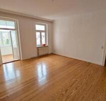 Helle 3-Zimmer-Wohnung mit Wintergarten in Schwerin, 88 m