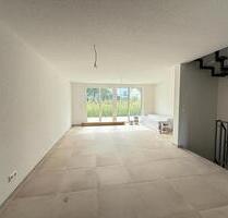 Energiesparwunder trifft Familienidylle – Reihenhaus (A+) in Steinenbronn
