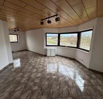 Vielseitig nutzbare Gewerbeeinheit mit optionaler Lagerhalle in Kemmern