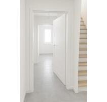 Traumhafte, kernsanierte 2,5-Zimmer-Wohnung - Münster (Hessen)