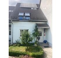 Reihenhaus in ruhiger Lage - 150.000,00 EUR Kaufpreis, in Bergen (PLZ: 08239)