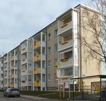 3-Raum-Wohnung mit ebenerdiger Dusche und großem Balkon - Gera Alt-Bieblach