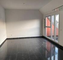 Charmante 4-Zimmer-Wohnung DG - 105.000,00 EUR Kaufpreis, ca.  93,00 m² in Recklinghausen (PLZ: 45663) König Ludwig