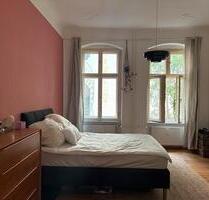 Berlin Neukölln: Helle 2-Zimmer Wohnung + Balkon Zwischenmiete