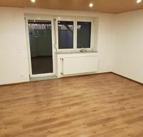 2 Zimmer Wohnung mit Garten - 1.000,00 EUR Kaltmiete, ca.  85,00 m² in Altenstadt (PLZ: 89281)