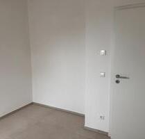 4 Zimmer Erdgeschosswohnung mit Garten zu vermieten - Westhausen