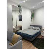 1 Zimmer Wohnung - 700,00 EUR Kaltmiete, ca.  35,00 m² in Karlsruhe (PLZ: 76133)