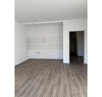 Erstbezug - Kernsanierte, ruhige 3 ZKB-Innenstadt-Wohnung mit Süd-Balkon - Alzey