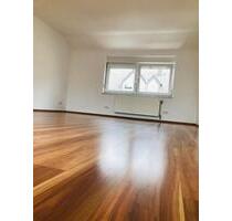 Gemütliche 3-Zimmer-Wohnung nahe Park mit Top-Anbindung - Krefeld